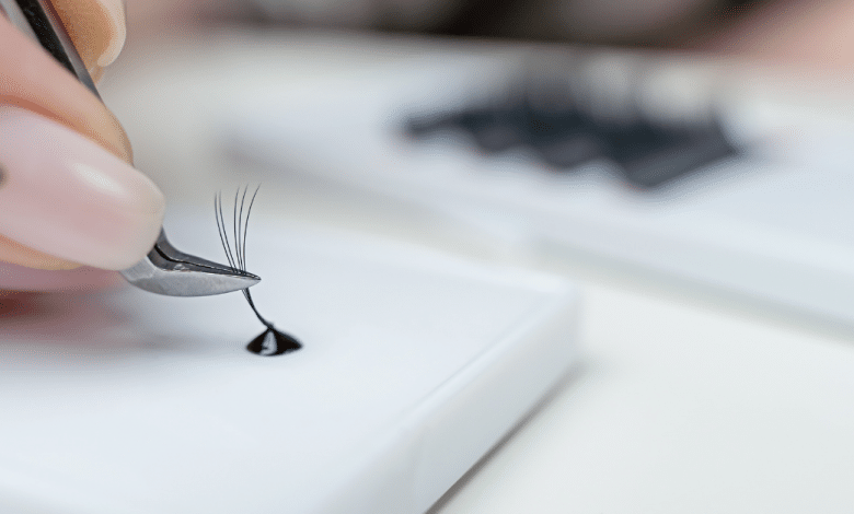 Why Do My Eyelash Extensions Hurt After 3 Weeks?