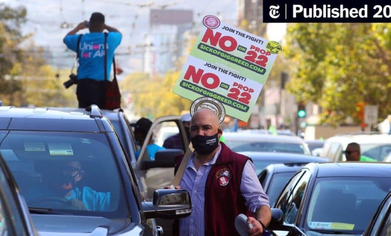 Uber and Lyft Drivers in California Will Stay Contractors