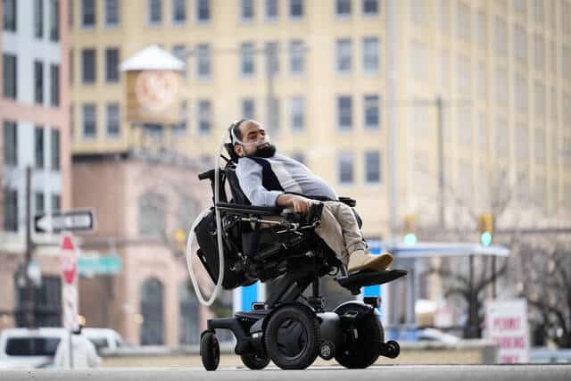 Insurer delays and denials hamper sufferers looking for at-home respiratory machines