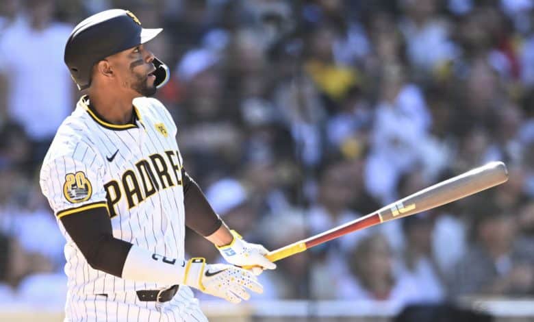 Padres beat Giants in dwelling opener