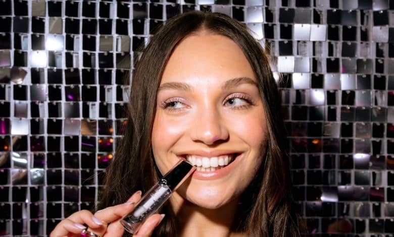 Maddie Ziegler Talks Armani Magnificence, Go-To Pores and skin Care Merchandise, and Style Fake Pas