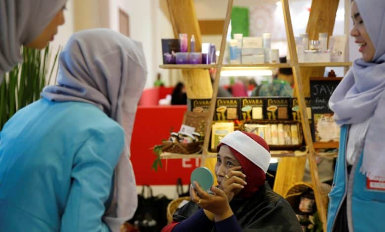 In Indonesia and Malaysia, magnificence is massive enterprise throughout Eid al-Fitr | Trend Business Information