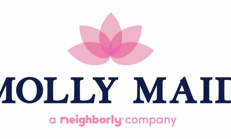 Molly Maid® Presents the Good Mom’s Day Current: A Glowing Clear House