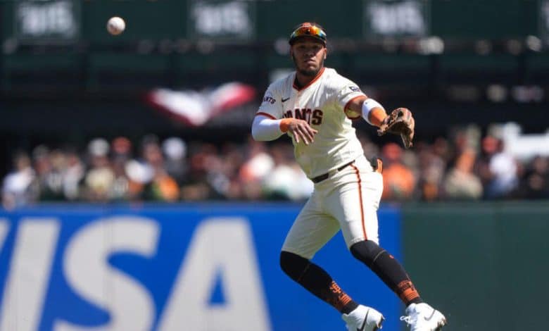 Thairo Estrada hits successful double in ninth, Giants beat Padres in house opener