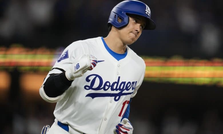 Shohei Ohtani hits first house run for Dodgers, who beat Giants 5-4 for 3-game sweep