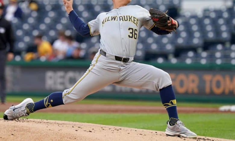 McCutchen leads off with house run for second day in row and Pirates beat Brewers 2-1