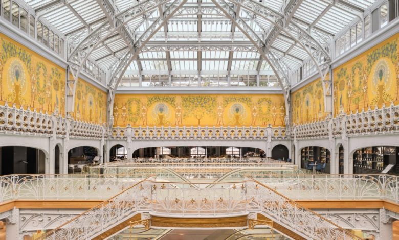 C-beauty Chief Florasis to Open First Euro Retailer in Samaritaine