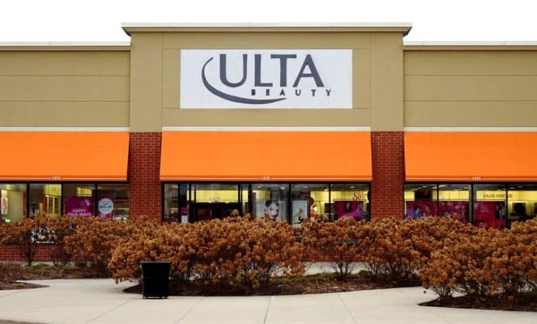 Ulta Magnificence Q1 Earnings Preview: Optimistic Foot Site visitors Knowledge Might Offset Considerations Over Identical-Retailer Gross sales – Ulta Magnificence (NASDAQ:ULTA)