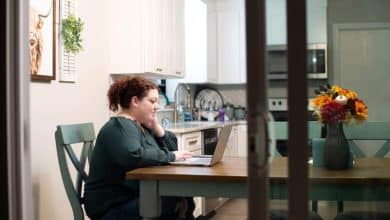 Working from dwelling has a small benefit for companies, examine finds