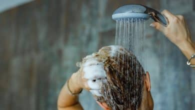 How Usually Ought to You Wash Your Hair? Consultants Weigh In