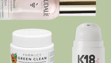 A Journey Knowledgeable Advised Me the 5 Magnificence Necessities To Pack This Summer time