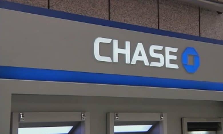 Small enterprise homeowners say they cannot entry Chase accounts on-line after First Republic Financial institution migration