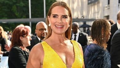 Hollywood actress Brooke Shields reveals her go-to magnificence product for fuller wanting brows