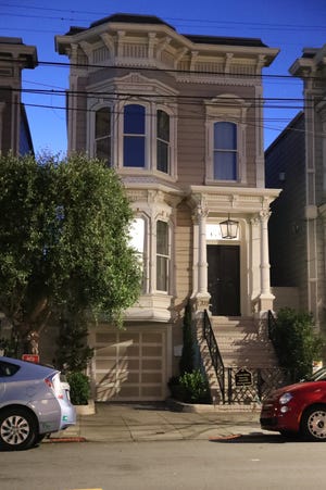 ‘Full Home’ dwelling on the market in San Francisco: See inside, itemizing value