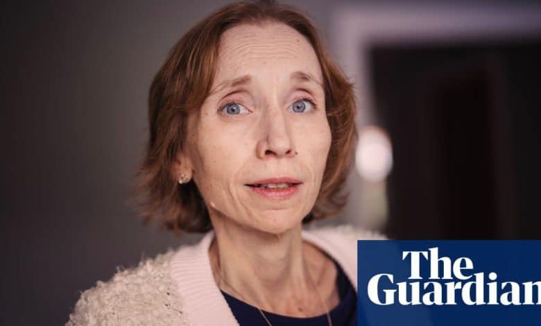Is there asbestos in your make-up? Why ladies with most cancers are suing huge magnificence manufacturers | Well being & wellbeing
