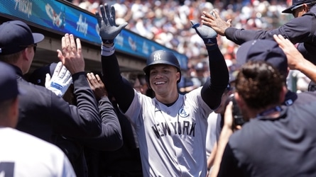Juan Soto launches two residence runs as Yankees sweep Giants to cap profitable West Coast highway journey