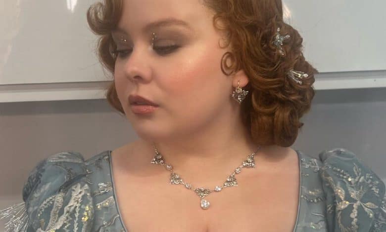 Bridgerton’s Make-up Artist and Hairstylist Share Magnificence Favorites