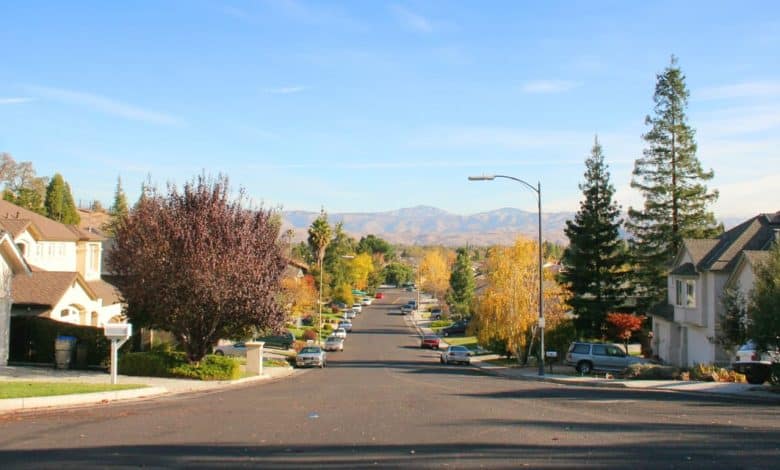 Luxurious House Gross sales Are Surging within the San Francisco Bay Space