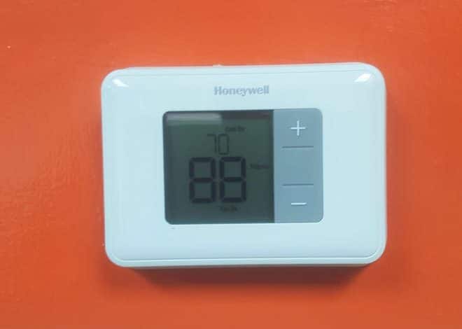 The way to keep cool throughout warmth wave with out air con